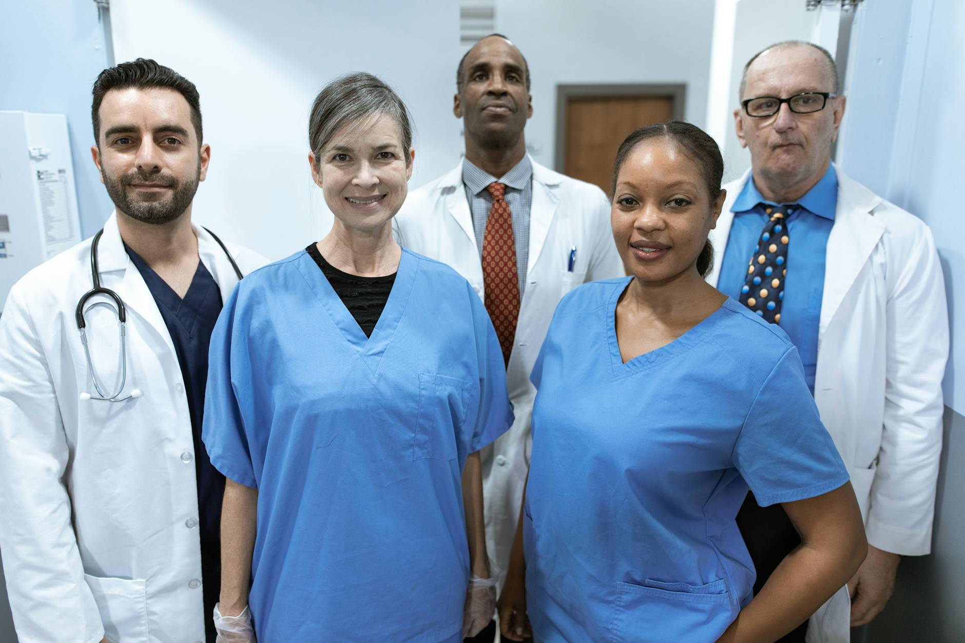 An international medical graduate working in a Canadian hospital